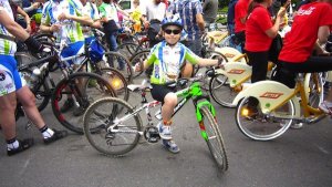 CYCLOPRIDE 2016: JUNIOR BikeMi ARRIVA A MILANO E SI FESTEGGIA