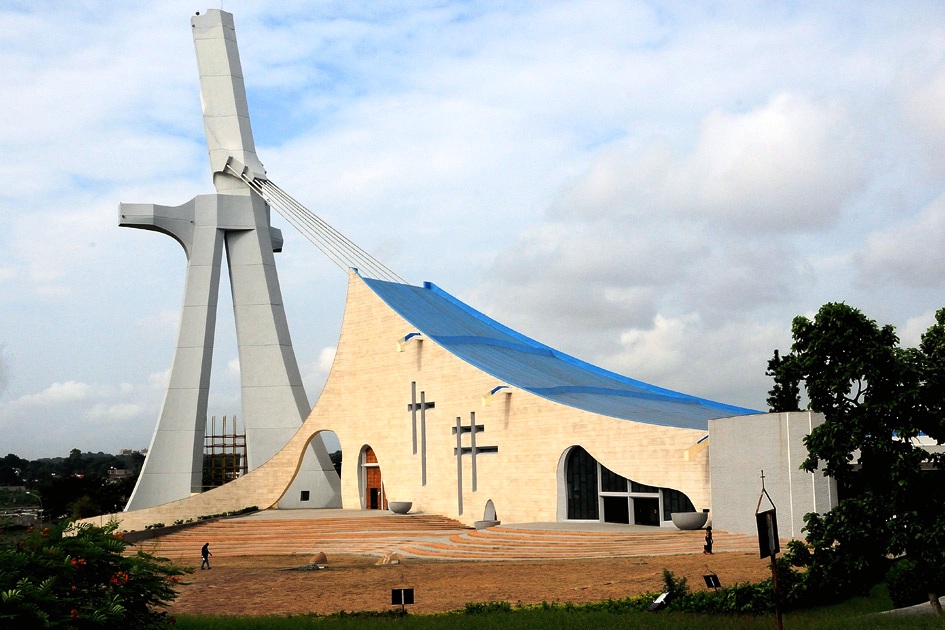 CATTEDRALI: LA MIA. Ivory Coast, Abidjan - St Paul Cathedral